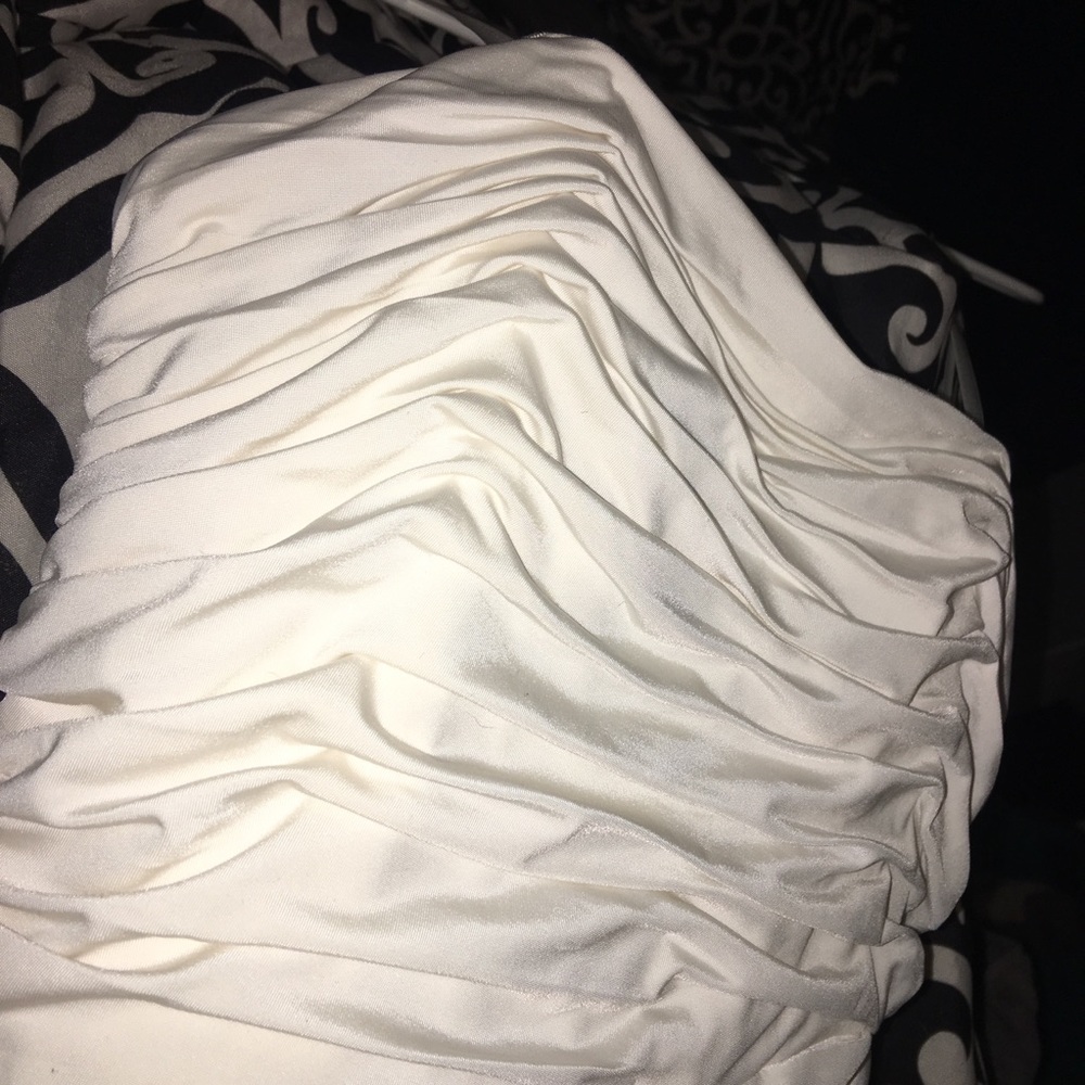 Dress - Picture 4 of 5